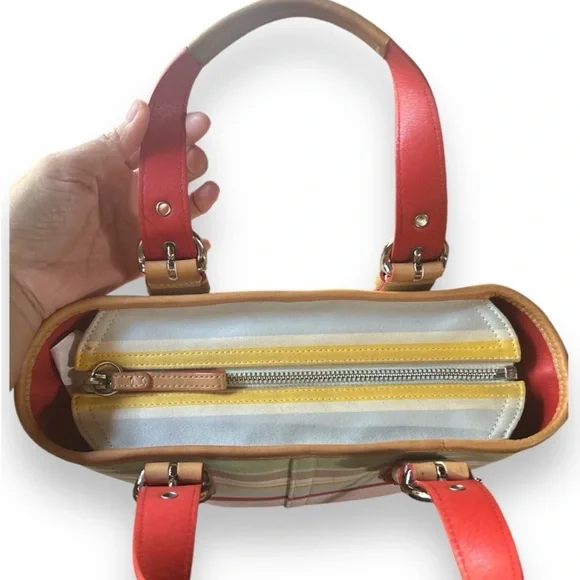 COACH Hampton Daisy Stripe Vachetta Leather & Canvas Mini Tote EUC - Picture 11 of 12